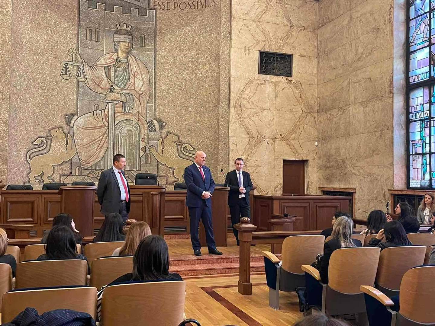  Главният прокурор Иван Гешев 